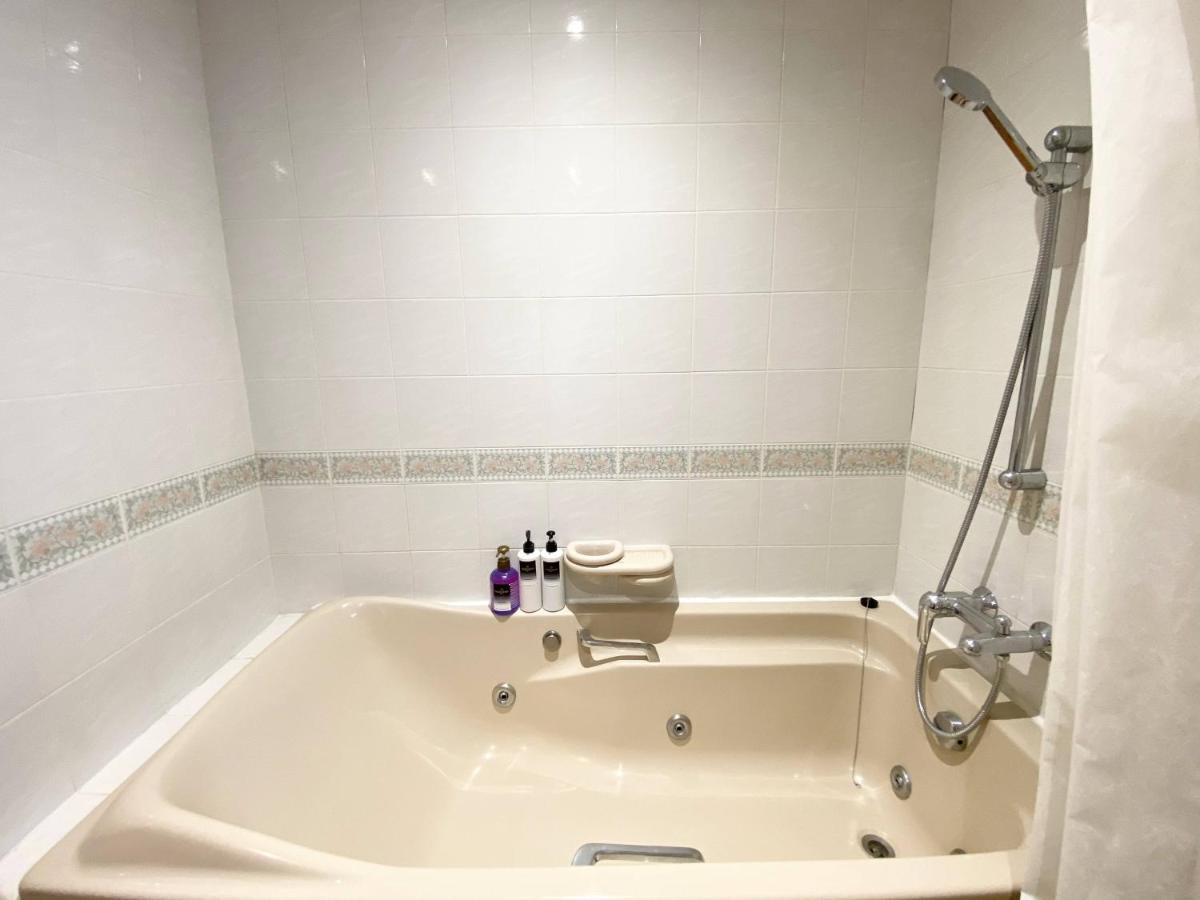 בנגקוק Nt Place Sukhumvit Suites מראה חיצוני תמונה